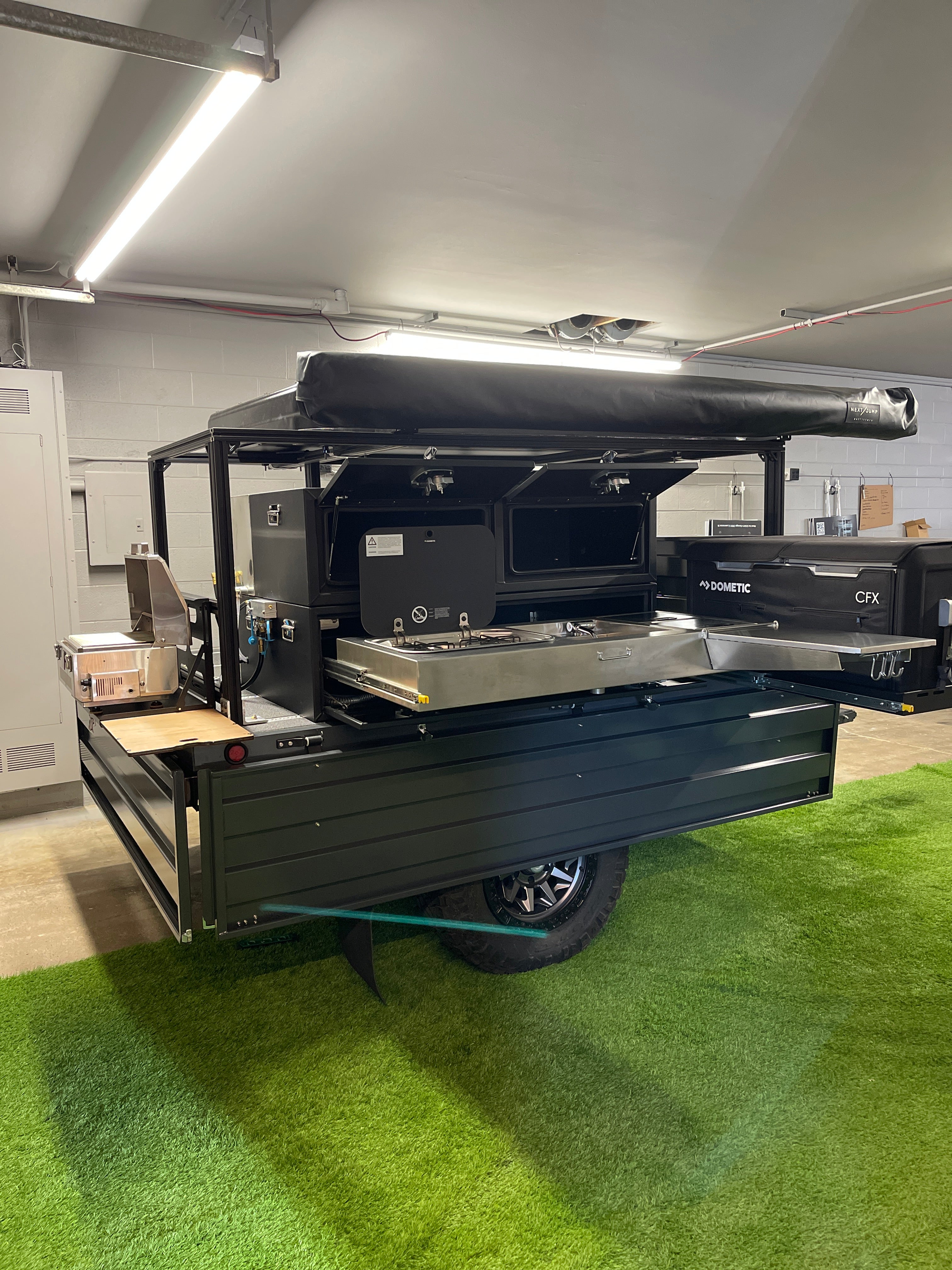 Mid-Size Long Aluminum Overland Trailer