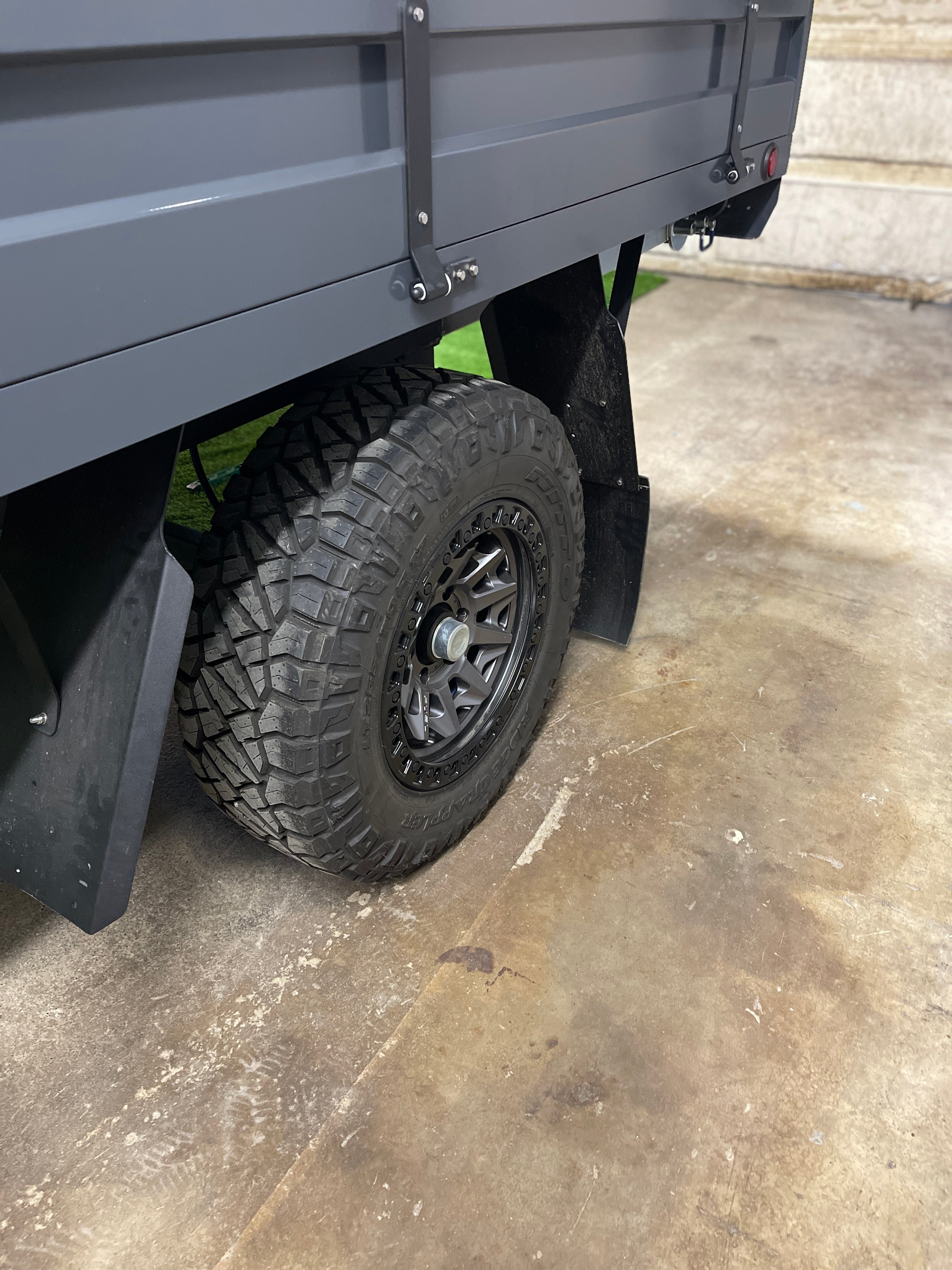 Full-Size Long Aluminum Overland Trailer